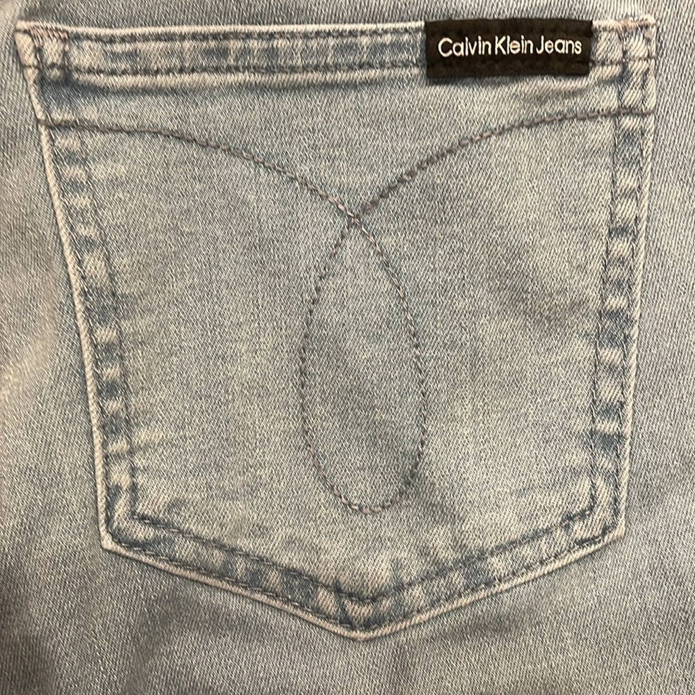 Calvin Klein Jeans - Picture 5 of 11